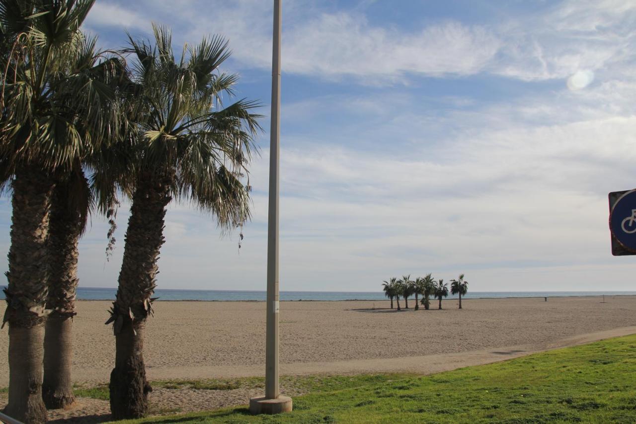 Apartamento En Primera Linea De Playa, Con Vistas A La Playa Y Con Wifi Roquetas de Mar Exteriér fotografie